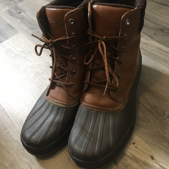 Sperry’s Top Sider winter boots. Never Worn. - Picture 2 of 4